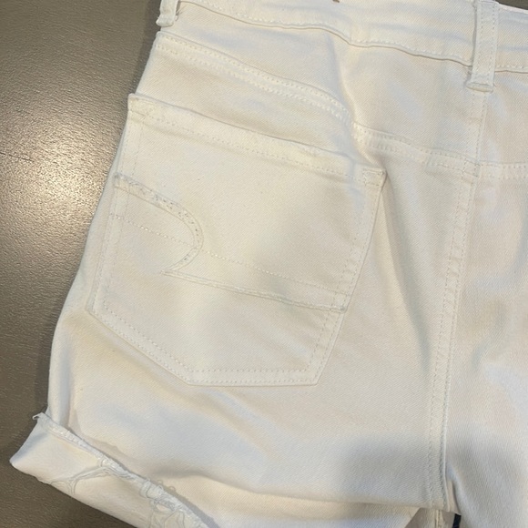 American Eagle White Stretch Midi Short - Picture 3 of 9